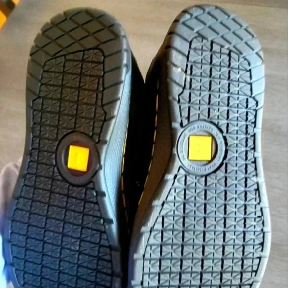 Dr. Martens Slip Restaurant Shoes NWOT - Picture 7 of 7